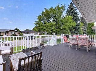 5 Wilson Cres, Strathcona County, AB T8A 3L1