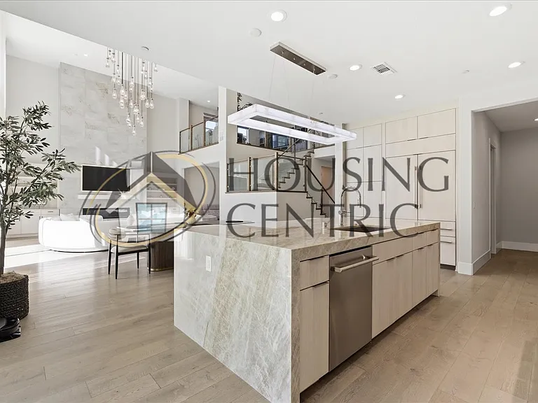 1390 Wheeler Peak Ct — Photo 16