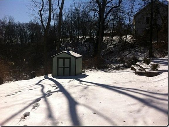 3rd image of 4103 Vinedale Ave