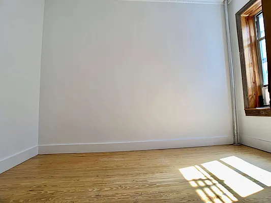 Rented by Building Equity Real Estate LLC | media 20