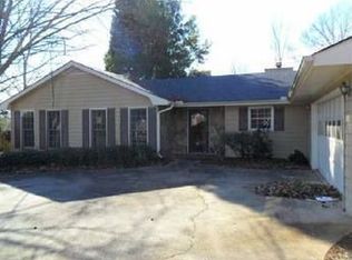 5160 Ray Ct, Powder Springs, GA 30127