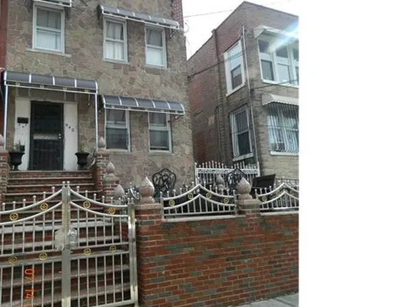 940 E 223rd St, Bronx, NY 10466