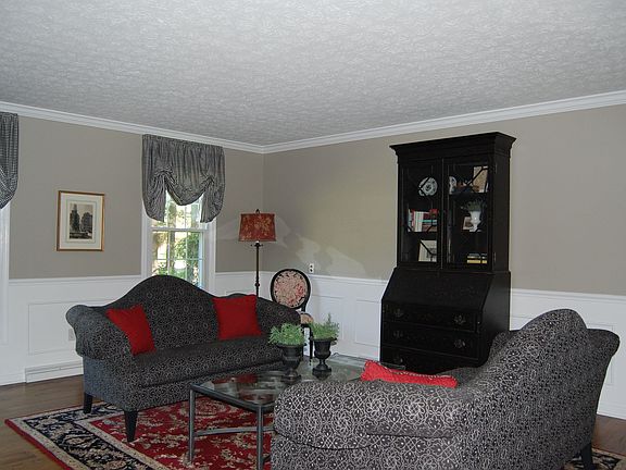 2nd image of 7733 Salem Dr