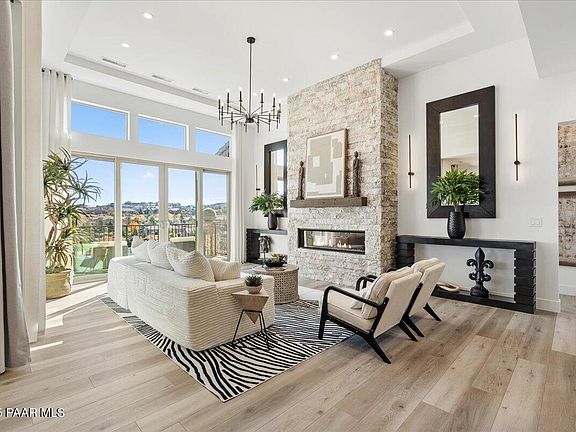 4th image of 1197 Sassaby Cir
