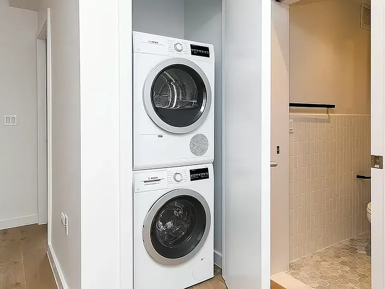 10 Rutgers St #8H — Photo 5