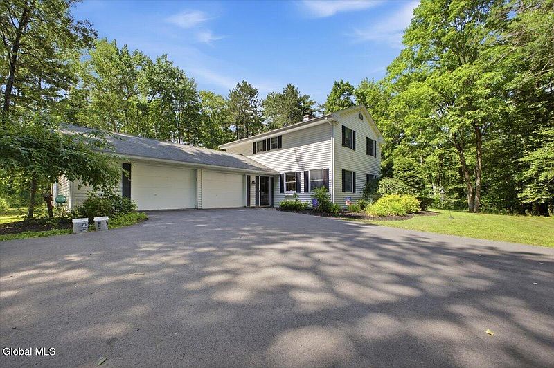 2nd image of 43 Grace Moore Road