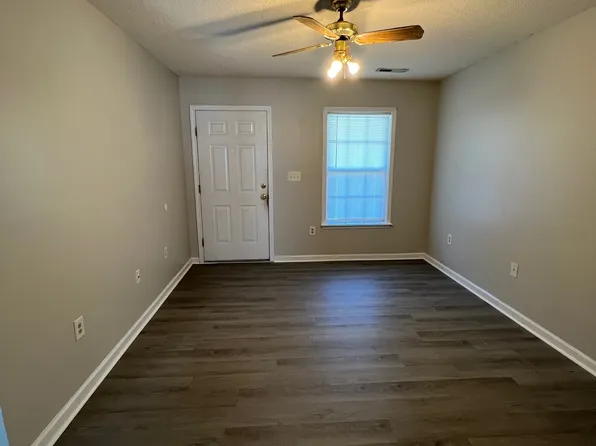 4319 W Hines St #C, Farmville, NC 27828