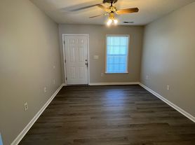 4319 W Hines St, Farmville, NC