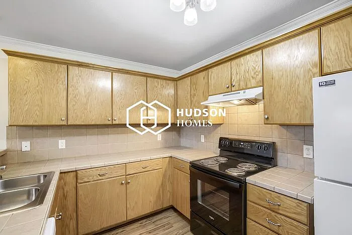204 Paschall Blvd #E1 — Photo 7