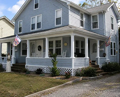 1 Maple Ave Photo 1