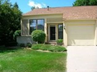 1209 Wolf Run Dr, Lansing, MI 48917