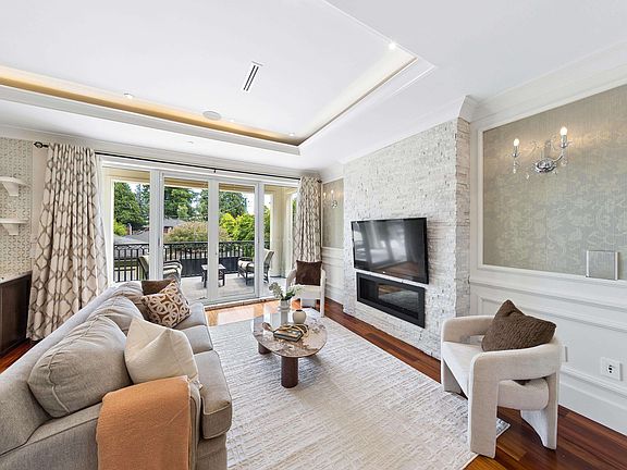 2nd image of 3058 W 44th Ave