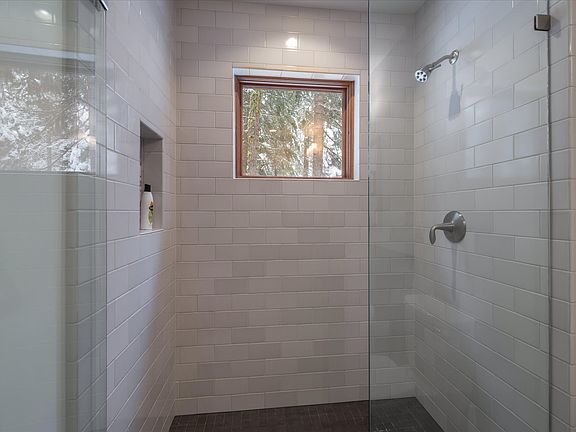 4th image of 6665 McKinney Ct