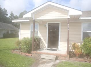 412 W Willis Landing Rd, Hubert, NC 28539