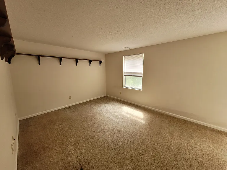 104 Corgy Dr — Photo 27