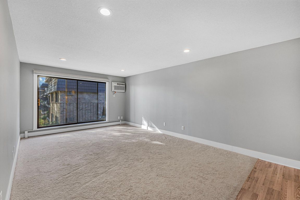 next background image