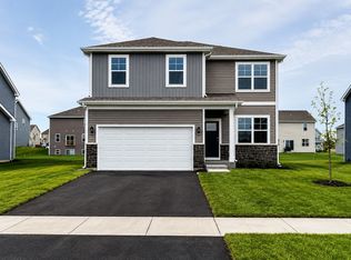 992 Sapphire Ln, Montgomery, IL 60538