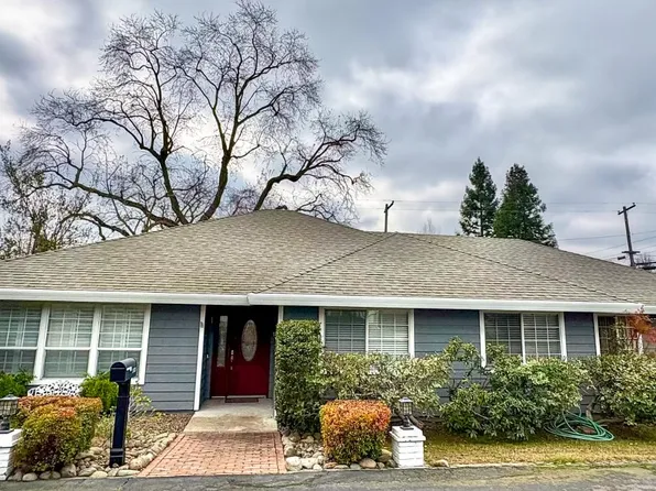 5500 Stately Oak Ln, Carmichael, CA 95608