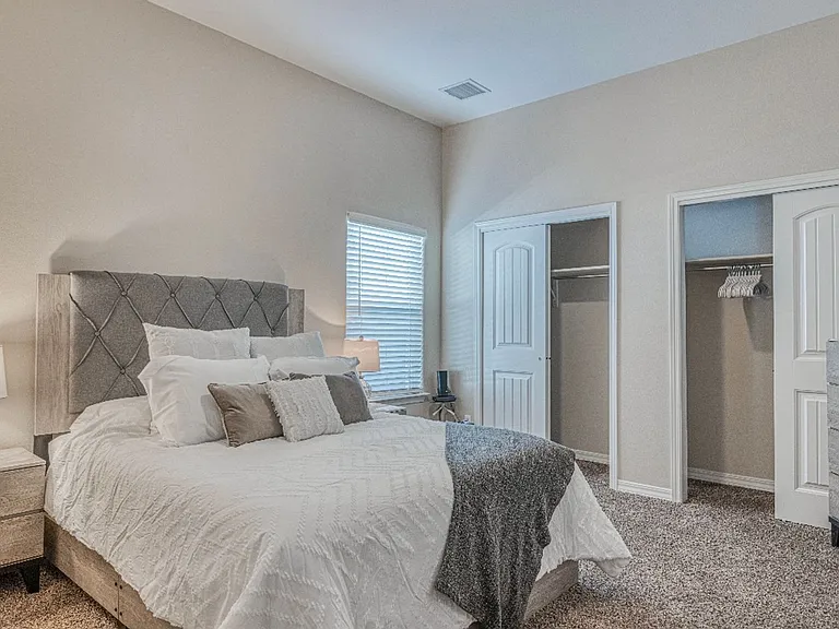 2816 Sammy Cervantes St — Photo 39