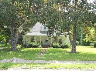 122 E Dogwood Dr, Mullins, SC 29574