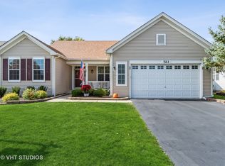 723 Bohannon Cir, Oswego, IL 60543