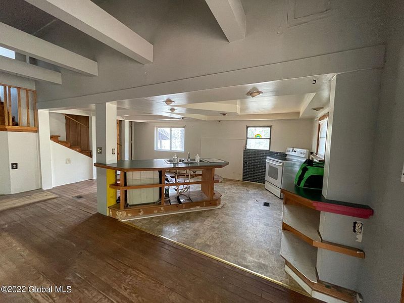 4th image of 351 Harrisburg Rd Road