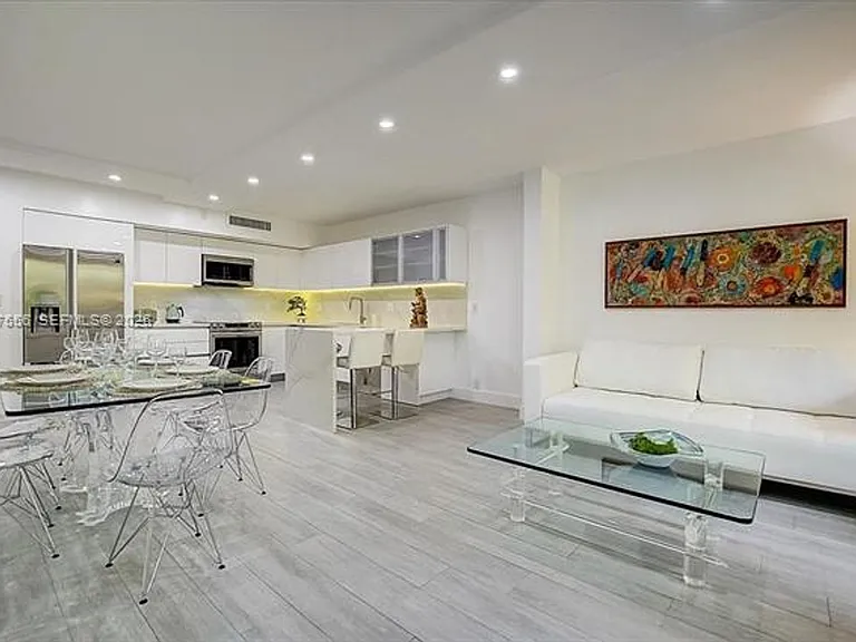 101 Crandon Blvd #276 — Photo 5