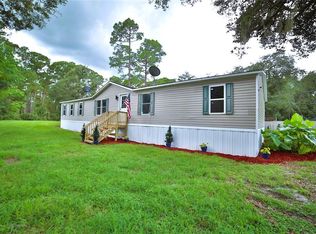 31720 S Lake Dr, Eustis, FL 32736