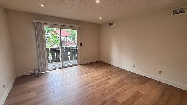 3250 Oneal Cir #C24 — Photo 7