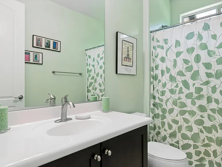 3826 E Cat Balue Dr — Photo 12