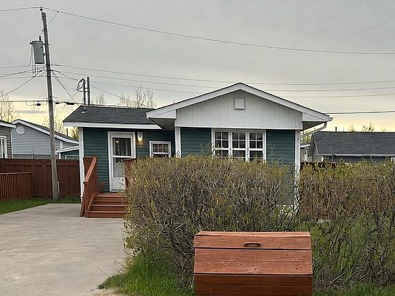 3rd image of 16 Burry Crescent
