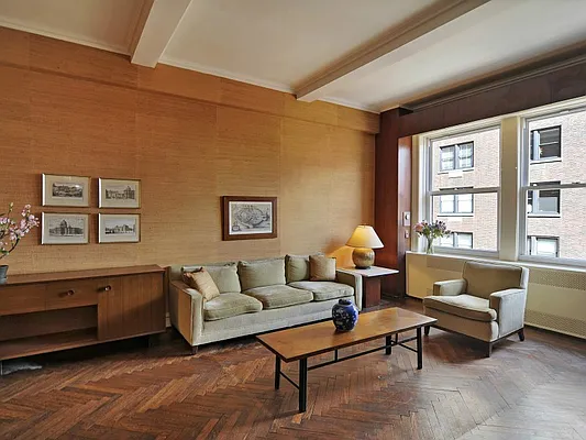 Sold by Sotheby's International Realty | media 18