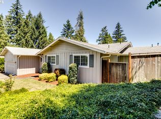 337 S 68th Pl, Springfield, OR 97478