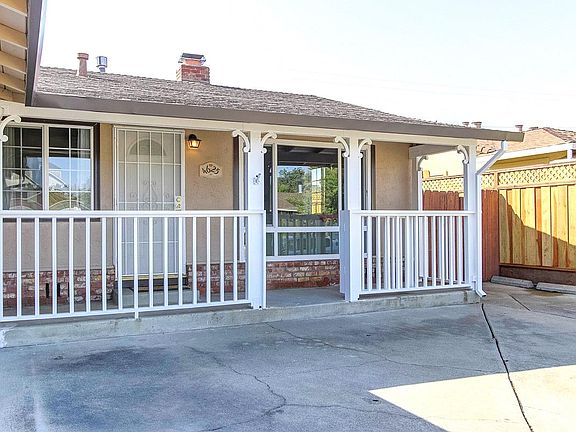 3rd image of 4625 Margery Dr