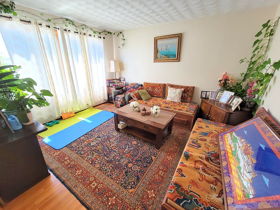1st image of 16 Leyden St Floor 2