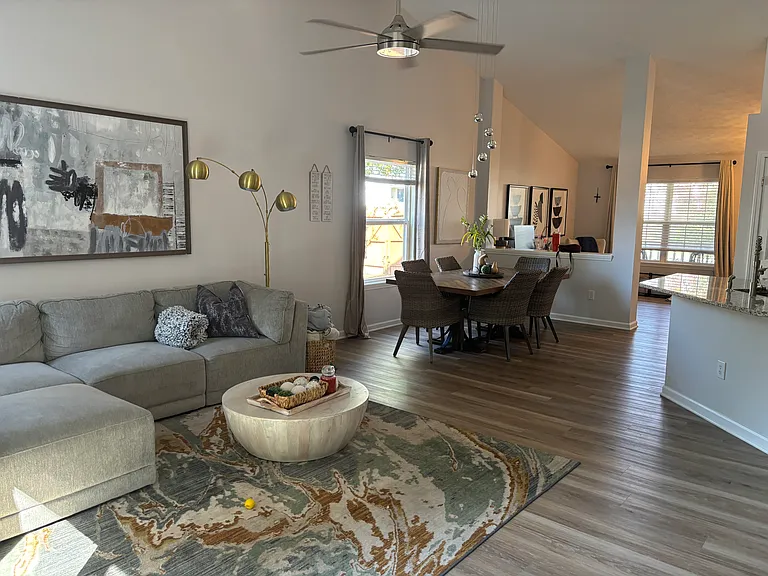 218 Walter Ct — Photo 30