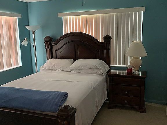 4th image of 4243 Winchester Ln