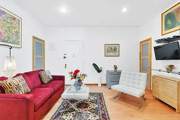 Rented by Cooper & Cooper Real Estate | media 13