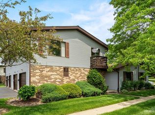 1587 Burton Ct APT D, Aurora, IL 60505