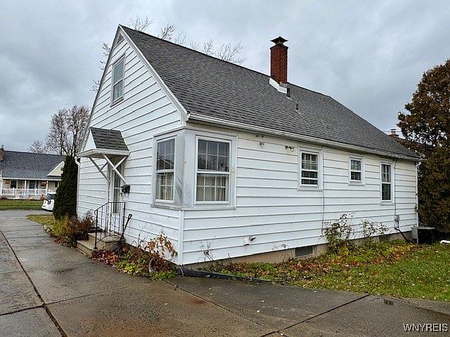 2nd image of 99 Briarcliff Rd