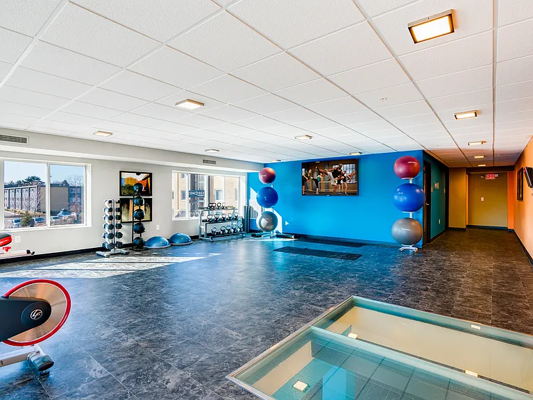 Concierge — Photo 11