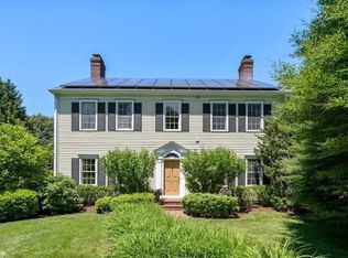 42 Glezen Ln, Wayland, MA 01778