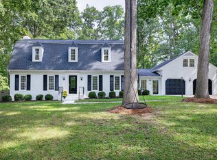 918 Collins Dr, Raleigh, NC 27609