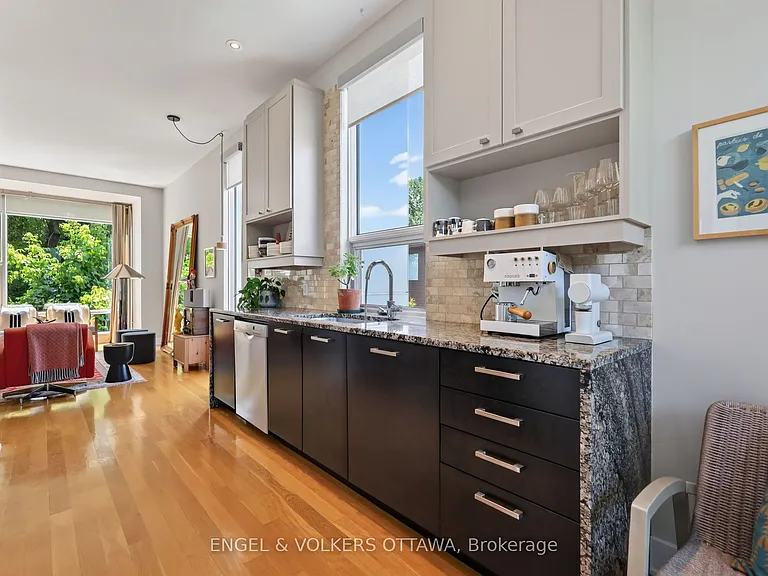 144 Evelyn Ave — Photo 21