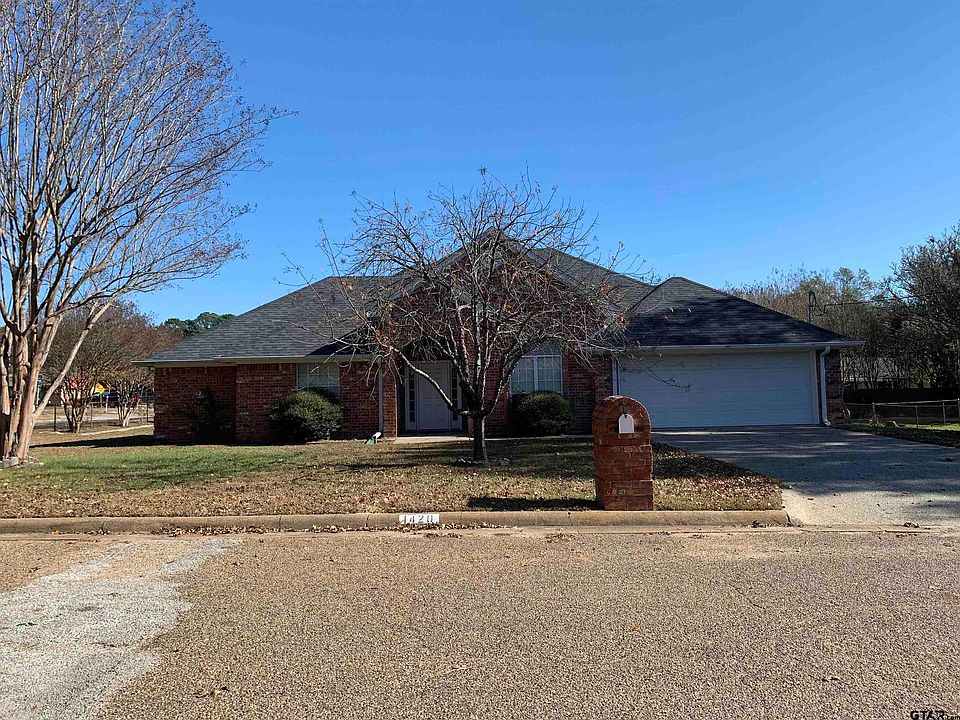 1st image of 1420 Lee Dr