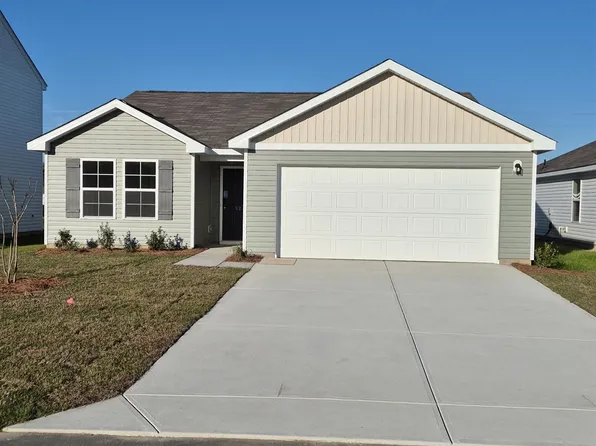 62 Vintage Way, Tabor City, NC 28463