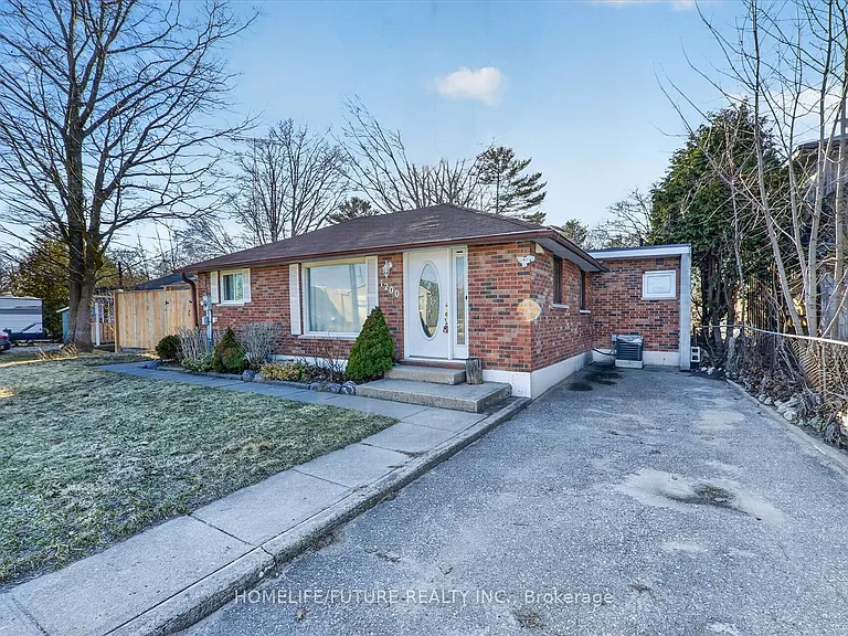 1200 Mosley St — Photo 1