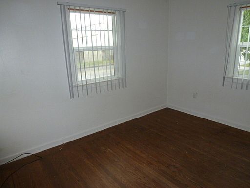 Unit Photo