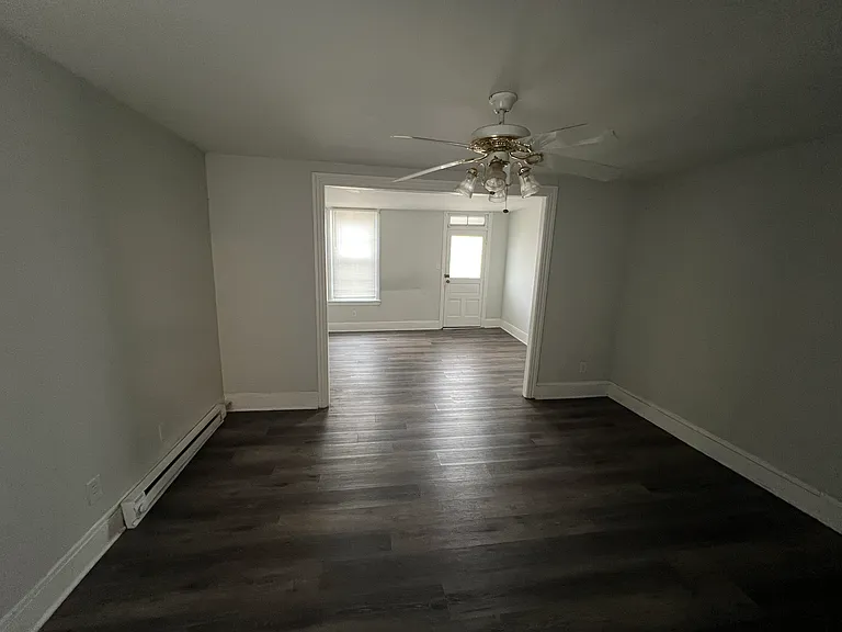 Living room/ Dining room