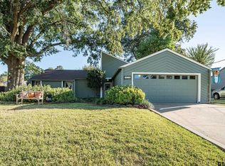 1612 Preston Dr, Longview, TX 75604